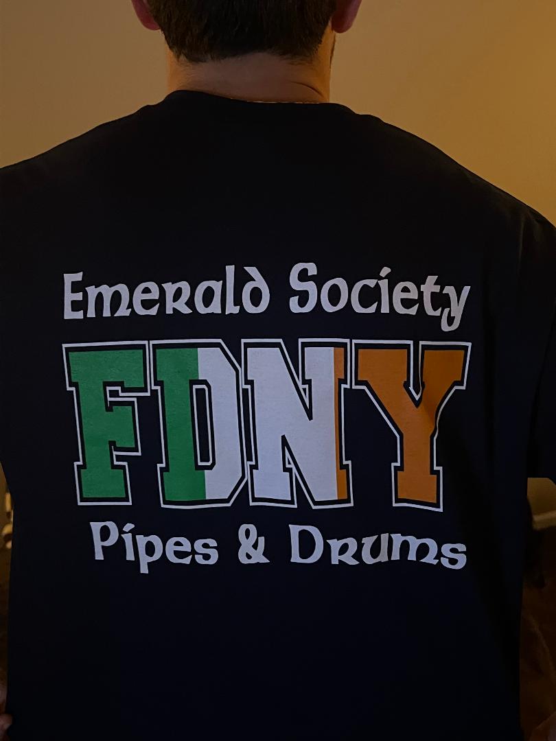 Emerald Society Pipes & Drums Short Sleeve T-ShirtL